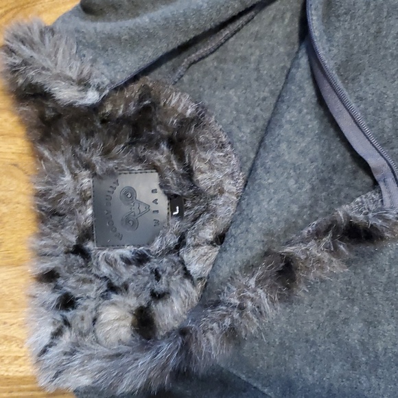 Wooly Bully Wear Gray Fleece Pullover Sweater Sweatshirt with Faux Fur Size L - Picture 3 of 10